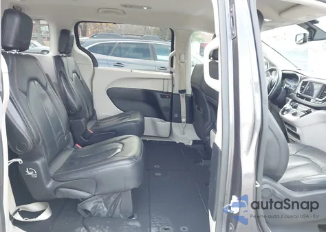 2020 Chrysler Pacifica Touring L from USA, damaged, VIN 2C4RC1BG2LR109892